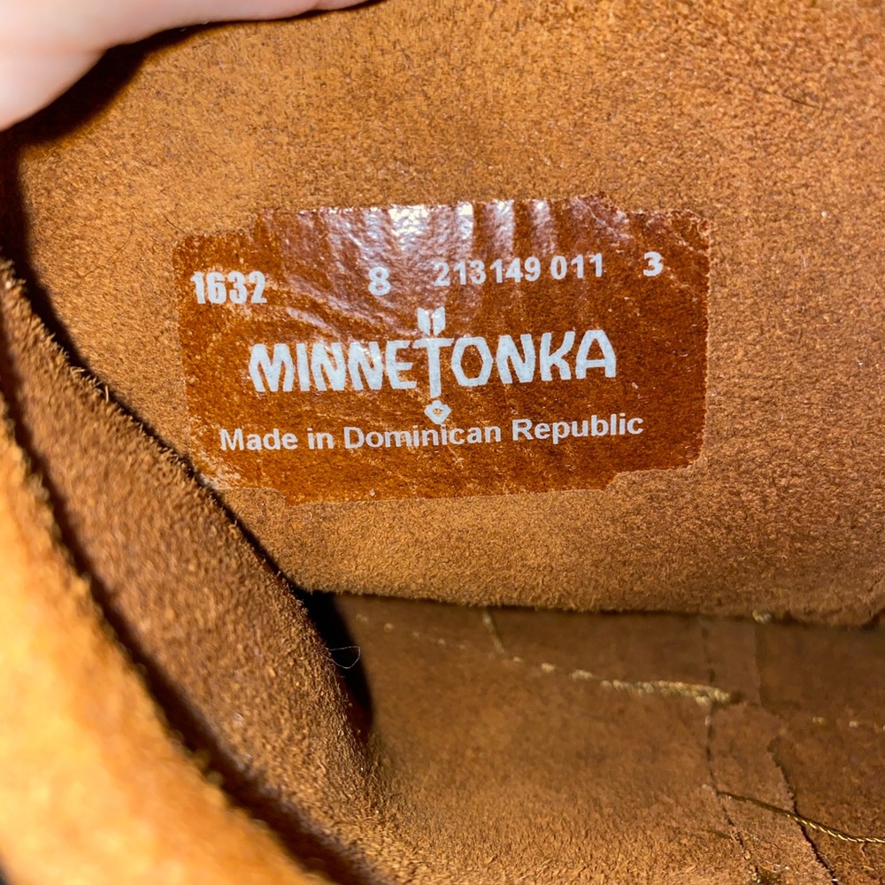 Minnetonka fringe boots